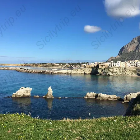 Casa de Férias Sicilytrip Terrasini *