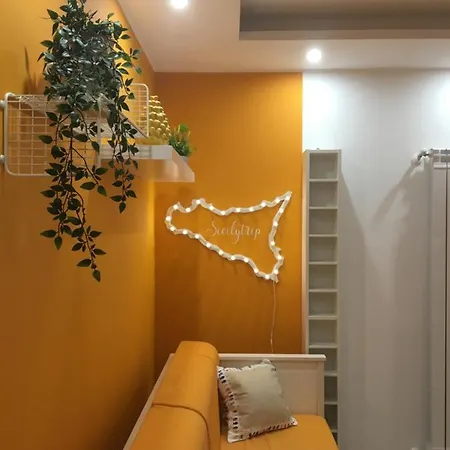 Sicilytrip Terrasini Holiday home *