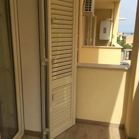 Casa de Férias Sicilytrip Terrasini Terrasini